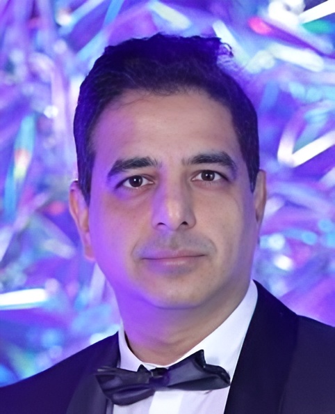 Paritosh Ladhani, Joint Managing Director at SLMG Beverages — EO Noida member